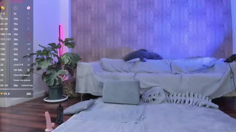 Mary online show from April 16, 2026, 9:54 am