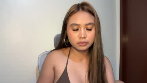 yourfantasyyy_ online show from July 9, 2026, 9:13 am