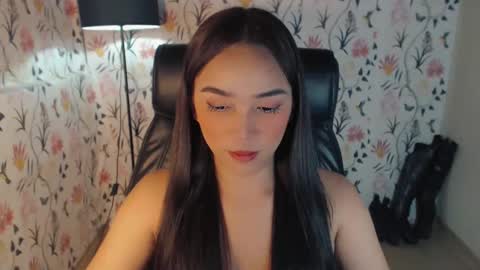 maureen love you online show from February 14, 2025, 2:39 am