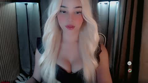 maureen love you online show from October 3, 2025, 7:22 pm