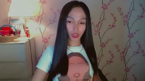 RICCIE MAE online show from September 18, 2025, 2:35 am