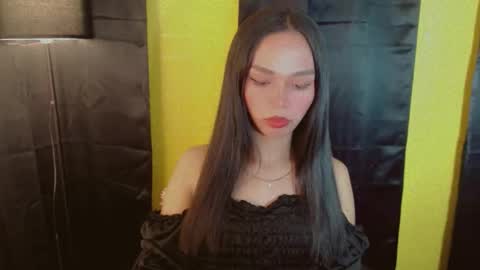 RICCIE MAE online show from September 20, 2025, 2:23 am