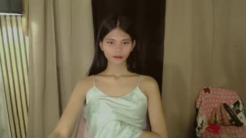 Vivian online show from March 7, 2026, 9:45 pm