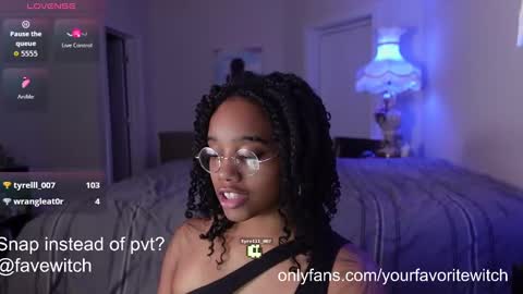 Naava online show from September 18, 2025, 3:30 am