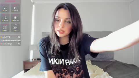 Helena online show from November 5, 2025, 7:14 pm