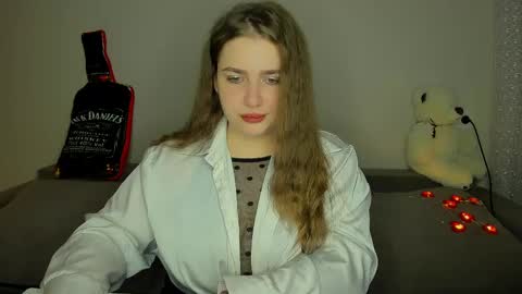 yourgem__ online show from February 27, 2025, 6:53 pm