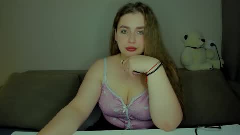 Snapshot of yourgem__ chatting on March 14, 2026, 4:23 pm yourgem__ online show from March 14, 2026, 4:23 pm