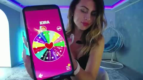 call meKira online show from October 13, 2025, 8:47 am