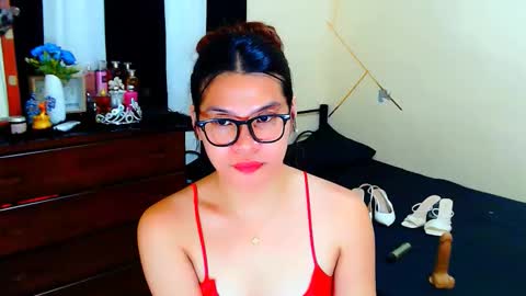 yourgoddesscruella online show from March 19, 2026, 2:37 am
