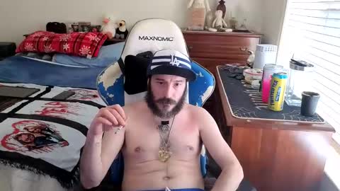 Sh online show from April 15, 2026, 6:37 pm