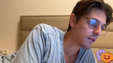 Chris online show from October 29, 2025, 5:31 am