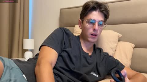 Chris online show from November 17, 2025, 6:30 am