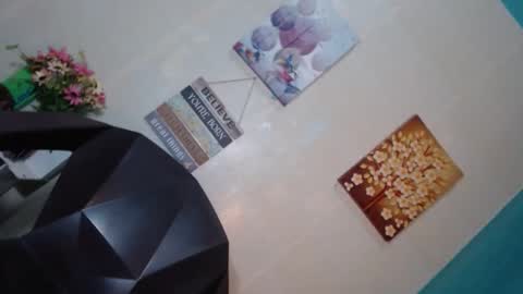 Mauie  online show from January 29, 2025, 5:13 pm