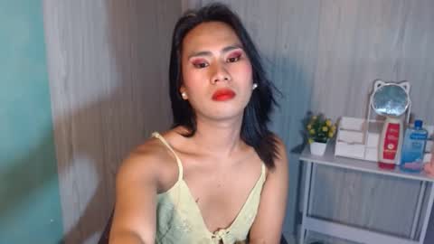 Mauie  online show from March 11, 2025, 9:26 pm