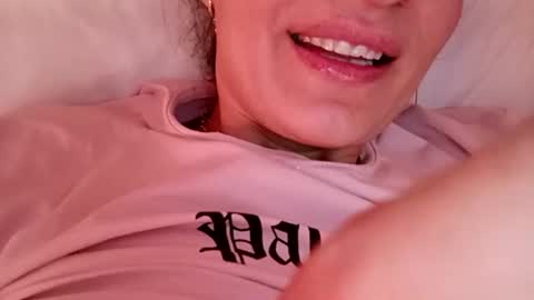 Snapshot of yourjessywet chatting on July 20, 2026, 5:33 am yourjessywet online show from July 20, 2026, 5:33 am