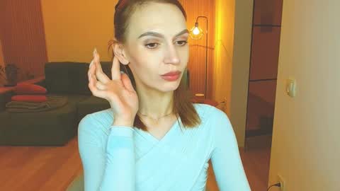 Ksyusha online show from November 17, 2025, 7:14 am