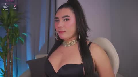 EMELY online show from February 14, 2026, 11:01 pm