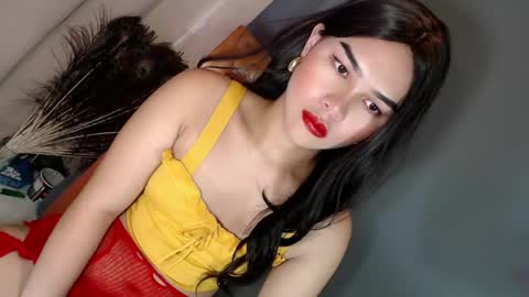 yourlove_dannica online show from April 25, 2026, 1:41 pm
