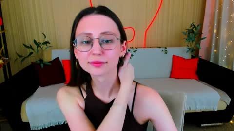 Snapshot of yourlovelystoryy chatting on April 25, 2026, 7:22 pm Vetta online show from April 25, 2026, 7:22 pm