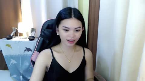 your lovely Dina online show from September 19, 2025, 3:08 am