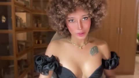 Pearl online show from March 8, 2026, 11:14 am