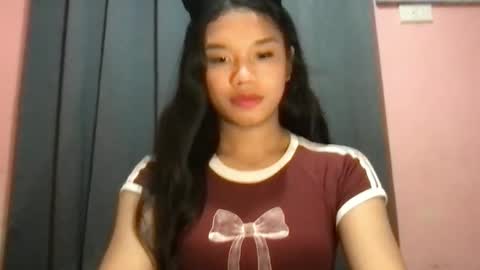 yourmarga_licious online show from May 14, 2026, 8:37 pm