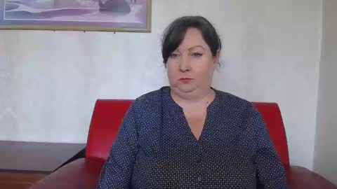 Snapshot of yourmilf4love chatting on May 15, 2026, 10:00 am lANA online show from May 15, 2026, 10:00 am