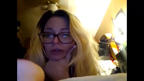 Snapshot of yournakedvalentinex chatting on February 12, 2026, 12:22 pm yournakedvalentinex online show from February 12, 2026, 12:22 pm