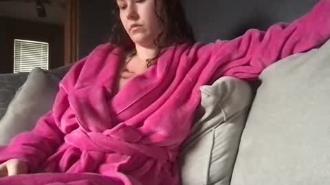 yournewbigmama online show from February 28, 2025, 2:20 pm