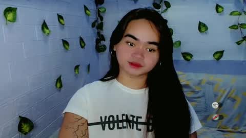 yourprincessthea online show from February 28, 2025, 1:58 pm