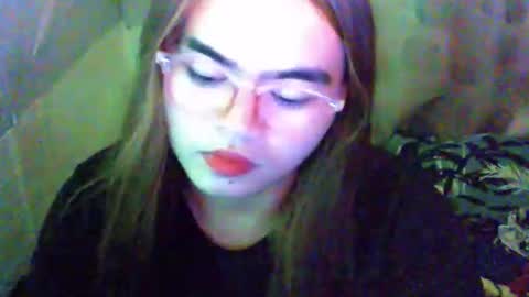 yourprincessthea online show from April 23, 2026, 7:05 pm