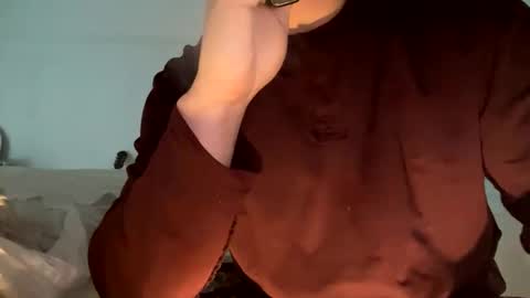 yours731783 online show from November 23, 2025, 9:53 am