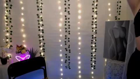 Happy online show from January 17, 2025, 4:15 pm