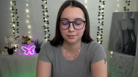 Happy online show from February 25, 2025, 9:42 am