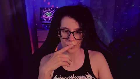 Yours Cosmic online show from November 18, 2025, 10:52 am