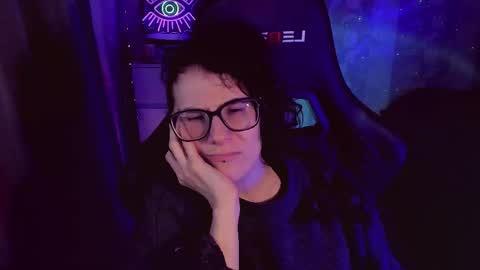 Yours Cosmic online show from November 21, 2025, 12:48 pm