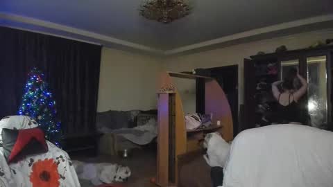 yoursdesire online show from March 9, 2026, 7:29 pm