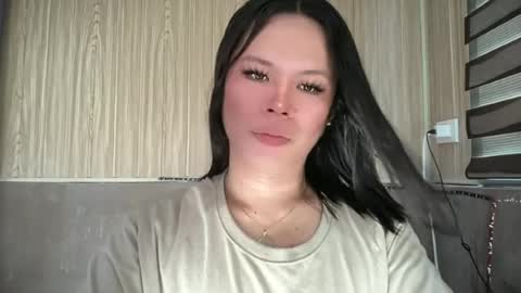 Snapshot of yourseductive_jem chatting on June 16, 2026, 12:35 am yourseductive_jem online show from June 16, 2026, 12:35 am
