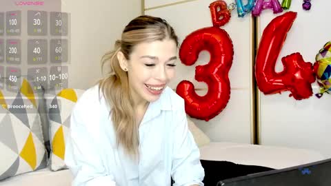 yoursoul_mila online show from March 3, 2025, 11:22 am