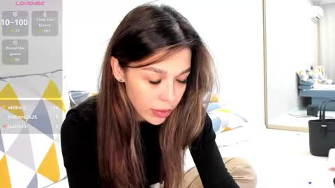 yoursoul_mila online show from November 28, 2025, 11:46 am