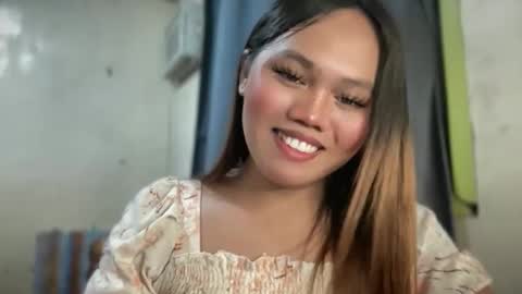 yourspecialgirl_rhea online show from February 7, 2026, 4:11 pm