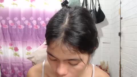 Snapshot of yoursweet_asian20 chatting on February 21, 2025, 5:56 am Maddie online show from February 21, 2025, 5:56 am