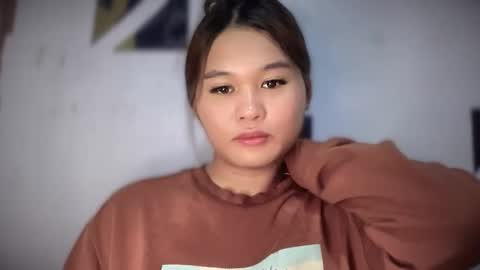 Snapshot of yoursweetgirl_zia chatting on June 6, 2026, 8:52 am yoursweetgirl_zia online show from June 6, 2026, 8:52 am