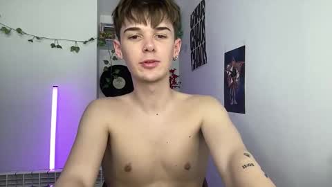 Snapshot of yoursweetyguy chatting on May 21, 2026, 4:25 pm yoursweetyguy online show from May 21, 2026, 4:25 pm
