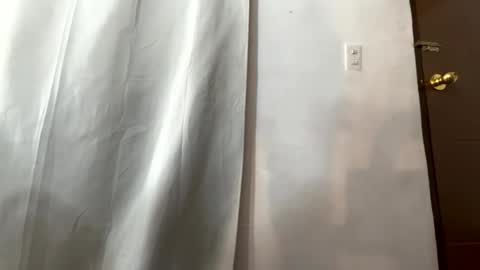 yourteacheramanda online show from April 27, 2026, 7:06 am