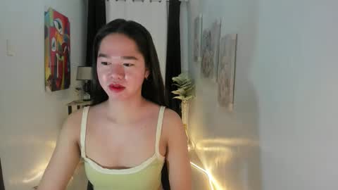 yourtinybunny online show from September 26, 2025, 9:46 am