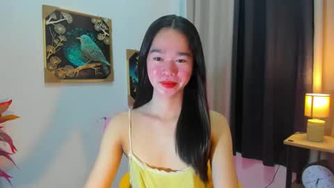 yourtinybunny online show from April 20, 2026, 10:18 am