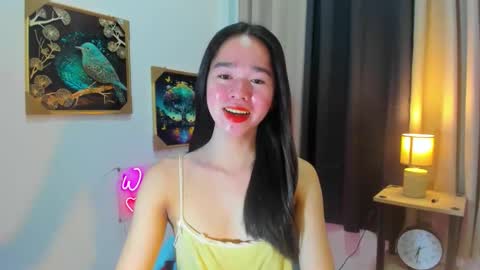 Snapshot of yourtinybunny chatting on April 22, 2026, 11:01 am yourtinybunny online show from April 22, 2026, 11:01 am