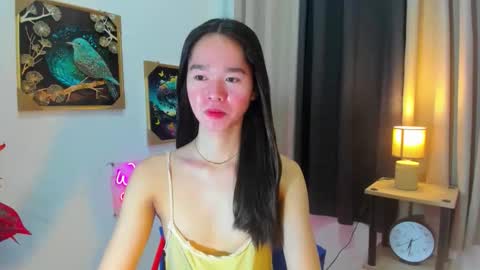 Snapshot of yourtinybunny chatting on April 23, 2026, 10:36 am yourtinybunny online show from April 23, 2026, 10:36 am