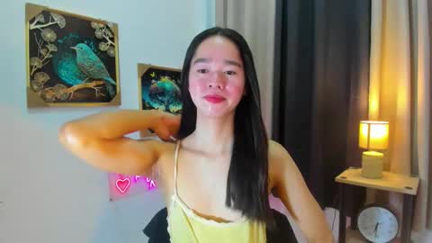 Snapshot of yourtinybunny chatting on April 26, 2026, 10:35 am yourtinybunny online show from April 26, 2026, 10:35 am